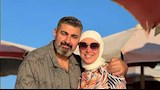 ياسر جلال يشارك متابعيه لحظات رومانسية مع زوجته على شاطئ المكس بالإسكندرية
