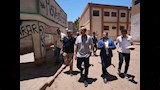 محافظ أسيوط يتفقد مركز التنمية الشبابية بمدينة صدفا لمتابعة الأنشطة والخدمات المقدمة للشباب (6)