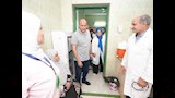 محافظ أسيوط يتفقد مستشفى صدفا المركزي ويشيد بجهاز الأشعة المقطعية الجديد ويوجه بالارتقاء المستمر بالخدمات الصحية (4)