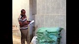 التأكد من اجولة الدقيق داخل مخبز بأسوان