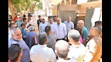 محافظ أسيوط يتفقد تنفيذ خط مياه شرب جديد بالعقال القبلي ويؤكد استمرار التدخلات العاجلة (9)