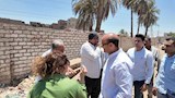 محافظ أسيوط يتابع ميدانيًا إصلاح الكسر المفاجئ بخط طرد محطة صرف المراغي (7)