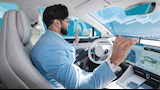 لوكسيد R7 تختتم بنجاح تجربة القيادة الإعلامية في دبي (2)