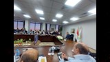 المحافظ يستمع إلى المشروعات 