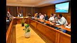 محافظ أسيوط يواصل اجتماعاته الدورية لمتابعة المشروعات المتبقية بالمرح (8)