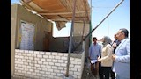 محافظ الوادي الجديد تتفقد موقف الاجرة بالفرافرة_4