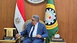 استقبال محافظ الدقهلية للاعب إمام عاشور (3)