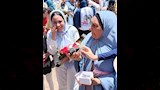 جدة تكافئ حفيدتها بالذهب بعد انتهاء امتحانات الثانوية العامة بالمنيا (6)
