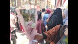 هدية 500 جنيه لطالبة بالفيوم