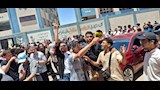 احتفالات طلاب الثانوية العامة بانتهاء الامتحانات بأسيوط  (18)