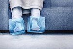 برودة القدمين في الصيف- علام تخبرك عن جسمك؟- طبيب يكشف