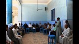 محافظ أسوان فى لقاء مع اهالى قرية السلسلة