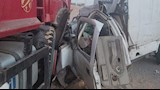 تصادم مع سيارة تريلا على طريق العاشر (2)