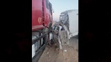 تصادم مع سيارة تريلا على طريق العاشر (3)
