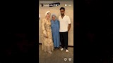 زيكو ووالدته وزوجته في الساحل