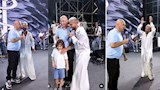 أحمد سعد يمازح حسام حسن ويرحب بزوجته: كنا بنعرف أخبارك منها