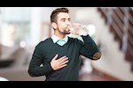 هل يكفي شرب الماء لخفض الكوليسترول؟ دراسة تكشف مفاجأة علمية