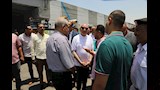 محافظ القاهرة يتابع الانضباط المروري بموقف السلام (6)