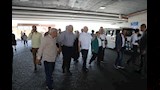 محافظ القاهرة يتابع الانضباط المروري بموقف السلام (5)