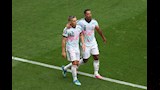 لياندرو تروسارد ويوري تيليمانس