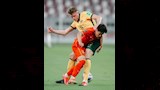 هاري سوتار مدافع أستراليا العملاق (4)