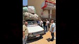 الجيزة تغلق مخازن خردة مخالفة بالطالبية وتتحفظ على 14 مركبة ومعدة (3)