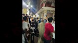 السيطرة على حريق داخل شقة سكنية (2)