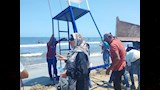 وضع أبراج المراقبة على شاطئ بورسعيد