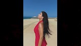 اعتمدت كارولين مكياجا ناعما
