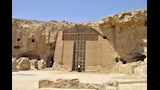 محافظ أسيوط يتفقد مقابر جبل اسيوط  (3)
