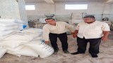 ضبط مصنع لغش الأسمدة بمركز طامية بالفيوم