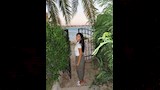 كارولين عزمي امام البحر (1)