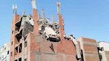 الإنقاذ البري يبحث عن ضحايا..  انهيار 3 طوابق بعقار مخالف فى الدقهلية -صور 