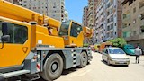 الاستعانة بونش عملاق من الغربية لرفع أنقاض عقار طلخا  (3)
