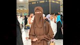 أم تتسلم درع تخرج ابنتها الراحلة وسط دموع زملائها بالشرقية (3)