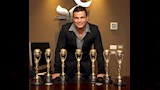 وحصل حتى الآن على 7 جوائز World Music Award