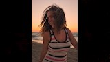 رنا رئيس امام البحر (1)