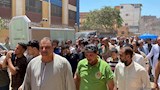 مشهد من الجنازة 