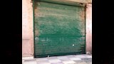 غلق محل بدون رخصة بأسوان