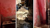 "خايفين البيوت تقع علينا".. مياه الصرف الصحي تحاصر منازل "الشيخ هارون" بأسوان -صور 