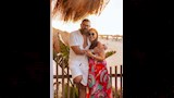 عمرو يوسف ولقطات رومانسية مع زوجته كندة علو (1)