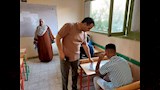 وكيل تعليم أسوان يتأكد من وضوح اسئلة الامتحان_3