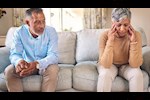دراسة حديثة: الخرف قد يزيد خطر إصابة الزوج أو الزوجة بالمرض