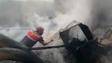 متابعة اخماد الحريق