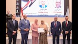 تسليم عقود عمل للشباب في الإسكندرية (7)