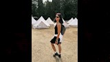 تارا عماد بفستان أسود قصير