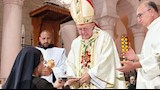 بالزغاريد والأعلام.. كاتدرائية اللاتين ببورسعيد تحتفل بالمئوية الأولى - صور
