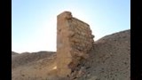نقطة حراسة ثكنة الانلجيز الخارجية لمراقبة الطريق درب الغباري قديما والخارجة - الداخلة حديثا (7)