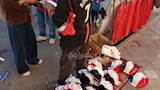 إقبال كبير على أعلام وكابات المنتخب (6)