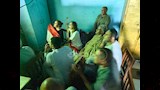سائحتان برازيليتان تساندان الفراعنة من قلب الأقصر (5)